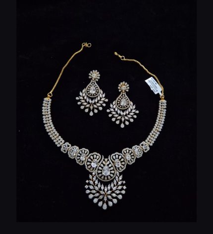 Sus4 Zircon Set – Sims Blossoms UAE