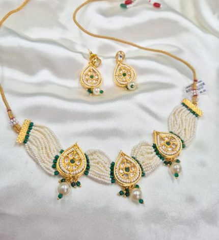 Lavnya Lightweight Artificial Jewelry Set – Sims Blossoms UAE