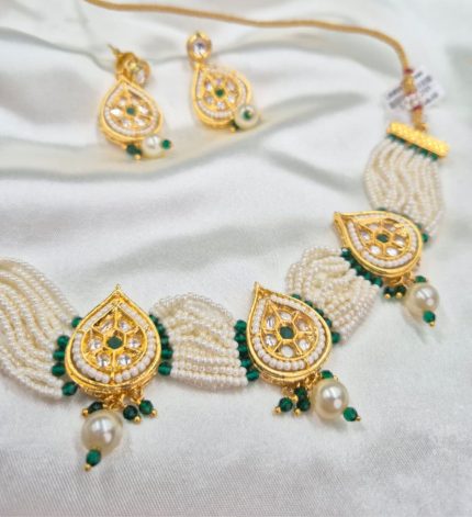 Lavnya Lightweight Artificial Jewelry Set – Sims Blossoms UAE