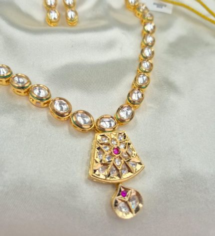 Keerti 3 Kundan Jewellery Set – Sims Blossoms UAE