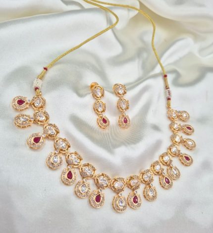 Neelima Pink Jewel Set – Sims Blossoms UAE