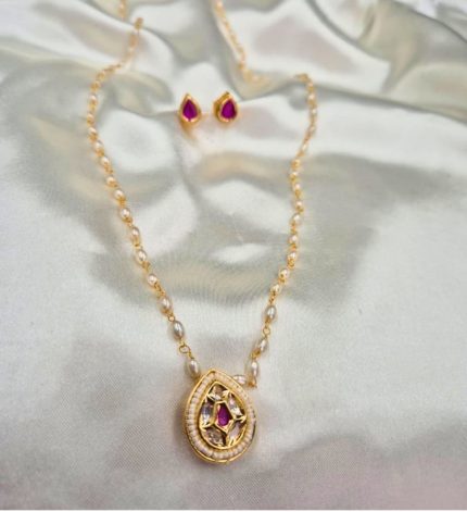 Charvi 4 Pink Kundan Set – Sims Blossoms UAE