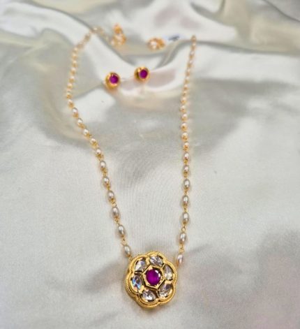 Charvi 5 Pink Kundan Set – Sims Blossoms UAE