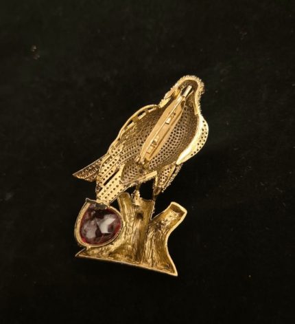 Bro Falcon Brooch Gold – Sims Blossoms UAE