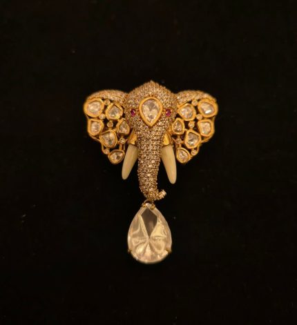 Broach5 – Sims Blossoms UAE